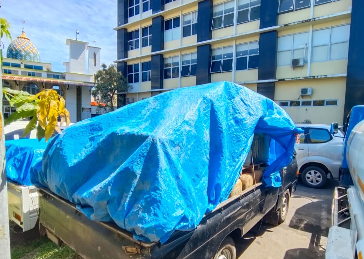 Ditreskrimsus Polda Sumbar Sita 2.520 Liter Solar Subsidi di Pessel