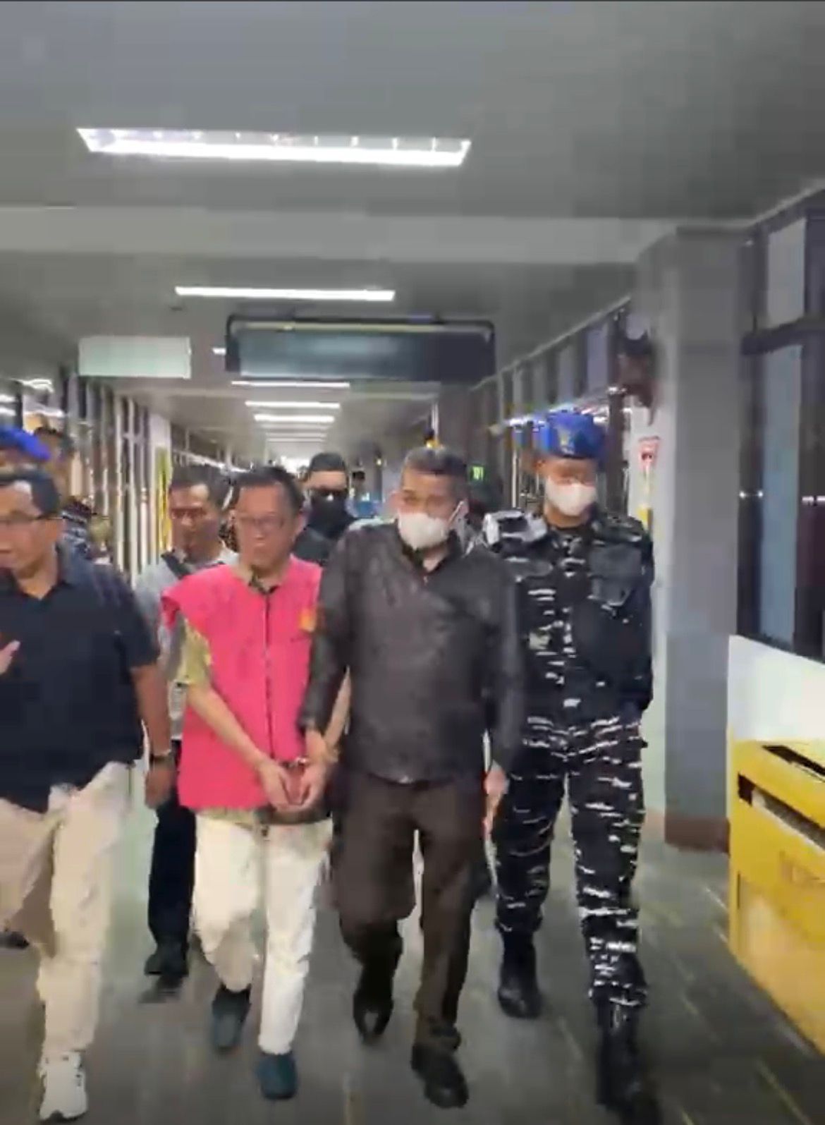 Tim Gabungan Kejari Padang dan Kejagung Ringkus DPO Korupsi Kredit BNI Rp34 Miliar