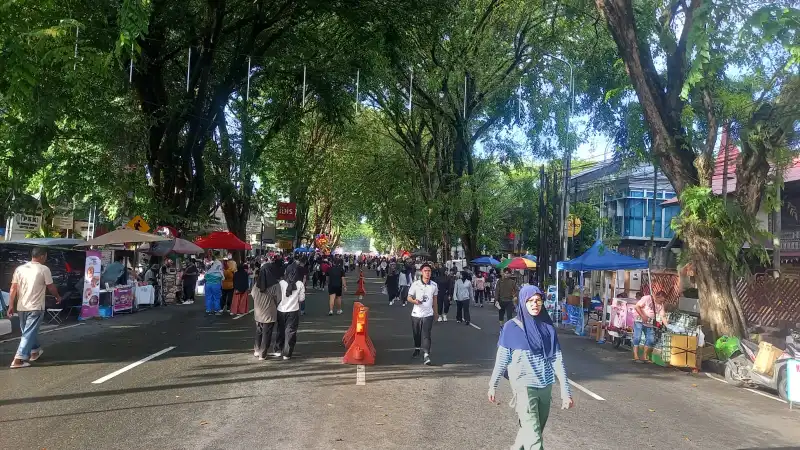 GOR Haji Agus Salim Ditutup, Car Free Day di Padang Tetap Dipadati Warga