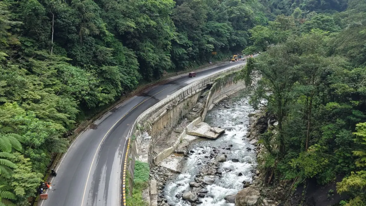 HKI Target Rampungkan Rekonstruksi Lembah Anai Juli 2026, Jalur Dibuka 24 Jam